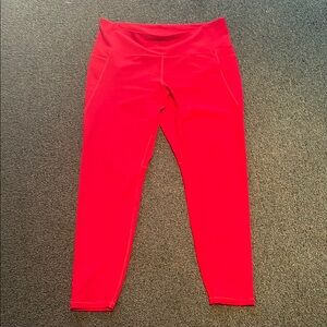 Plus size red Old Navy active leggings